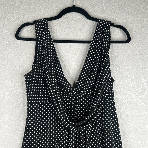 Tiana B. Black & White Polka Dot V-Neck Sleeveless Special Occasion Dress Size L - Picture 2 of 7